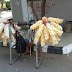 Kisah Penjual Krupuk