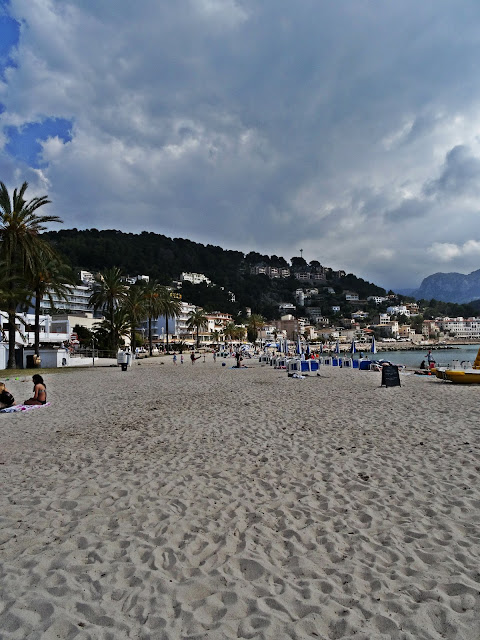 plaże na Majorce, miejscowość wypoczynkowa Port de Soller