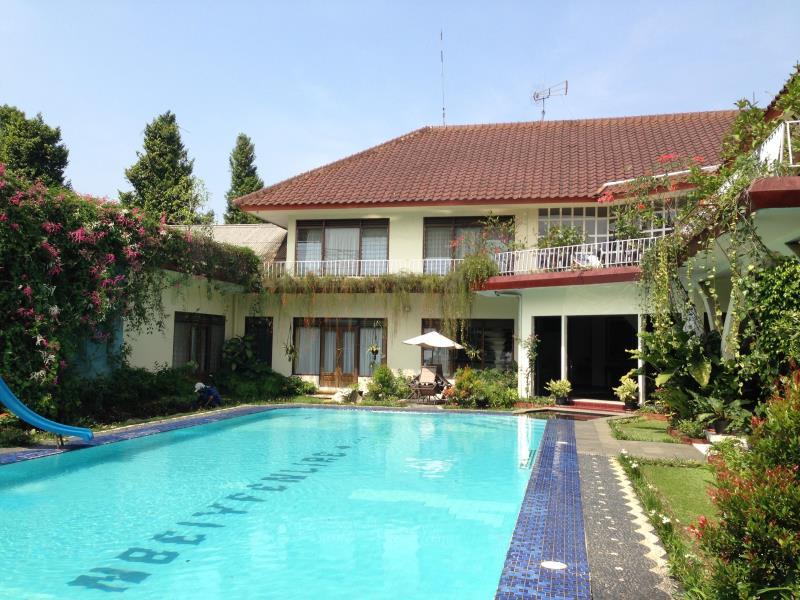 Image Result For Garden Family Guest House Bogor
