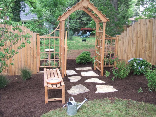 .: How to Build a Trellis Arbor and Gate
