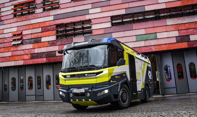 Ijwhfjkyh06sfm - compro el camion de bomberos roblox fire fighting simulator
