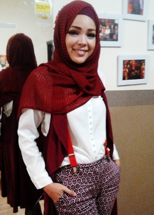 beauty Paduan Warna yang cocok untuk jilbab dan pakaian