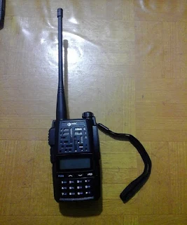 Persewaan Radio Dua Arah Frekuensi UHF, VHF Handy Talky HT Tori TH 300 Frekuensi UHF dan VHF Dual Band
