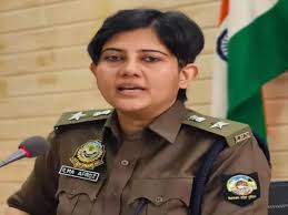 कब रखेंगी एसपी अफरोज पुलिस मुख्यालय में अपना पक्ष,जानिए 