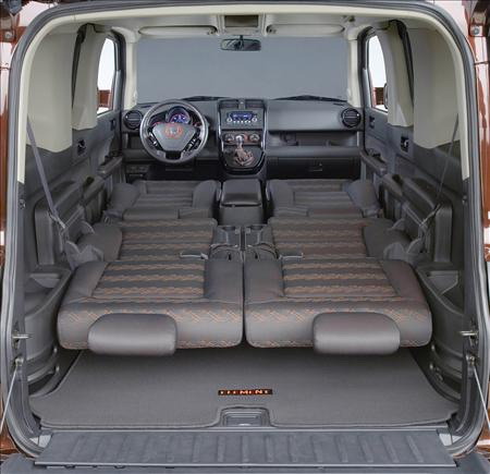 The compact SUV honda element 2012,