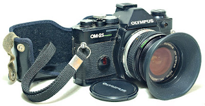 Olympus OM-2S Body #403, Zuiko MC Auto-W 28mm 1:2.8 #208