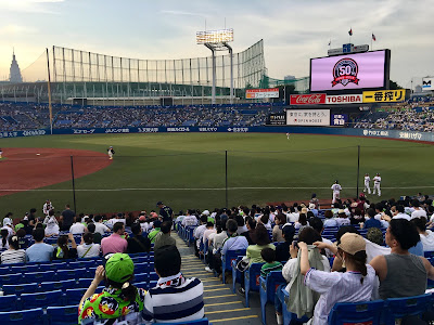 環境ステーションシートからブルペンを見下ろす