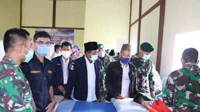 Bersama Karang Taruna Kec Maja, Yon Mandala Yudha Gelar Khitanan Massal