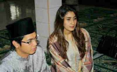 Foto-Foto Pernikahan Tommy Kurniawan dan Fatimah Tania Nadira !