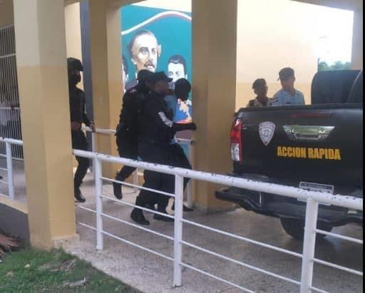 Estudiante es herido de varias estocadas en una escuela de San Luis