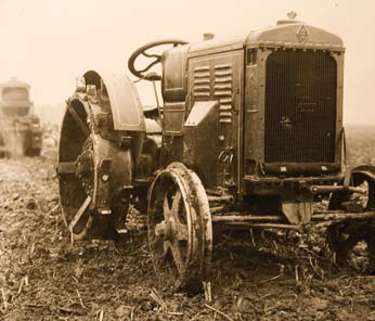 Le domaine de Louis Renault - Tracteur type YL. 8/15 CV - 1934 © Musée Renault Billancourt