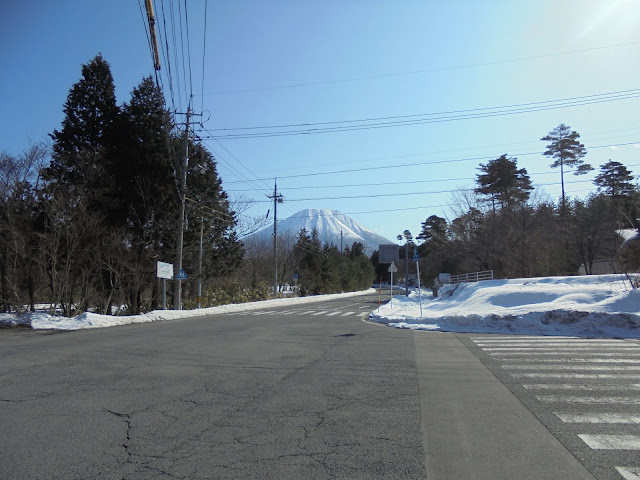 ペンション街山の手通り入り口から美しい大山の眺望