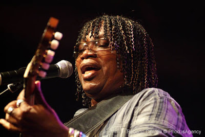 Cantor Milton Nascimento