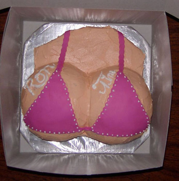 lingerie-busty-cakes-pictures