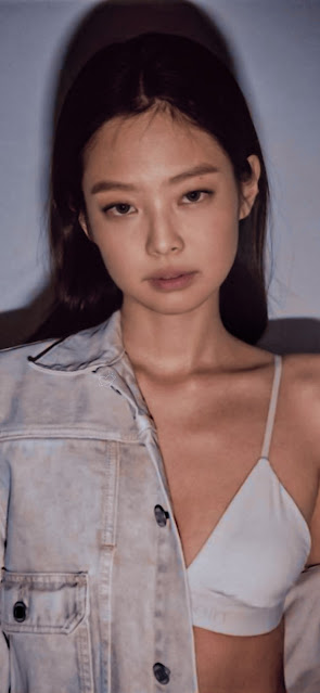 Jennie (Blackpink) - For Calvin Klein