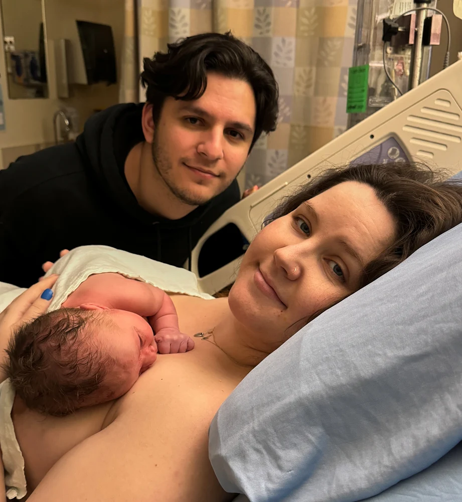 Leanne and Spero had their baby girl March 13th at 7:30 pm. Everyone if healthy after a very long labour! Her name is Daphne Jane.