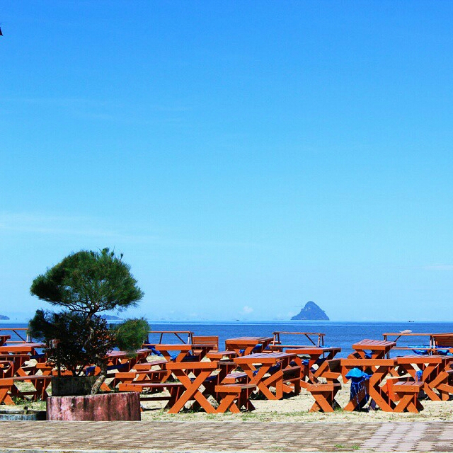 Pantai Bosur Tapanuli tengah