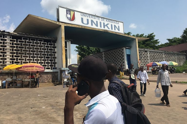 Résidences de filles à l’Université de Kinshasa, appel téléphonique à 1000 FC