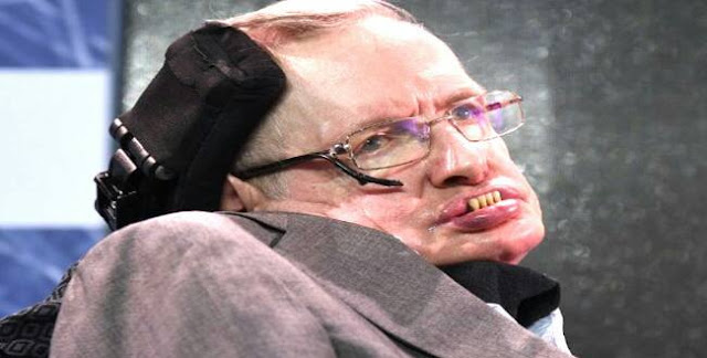 Stephen Hawking was born in?