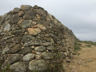 Iberia: Baroña hill-fort / by E.V.Pita (2017) Link: https://archeopolis.blogspot.com/2017/10/iberia-barona-hill-fort-castro-de-barona.html / Castro de Baroña / por E.V.Pita (2017)