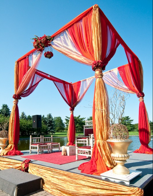 outdoor indian wedding decoration