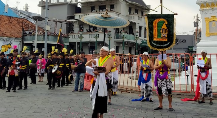 Jelang Pilpres 2024, Ganjar Pranowo Didoakan dari Tugu Pal Putih Yogyakarta 