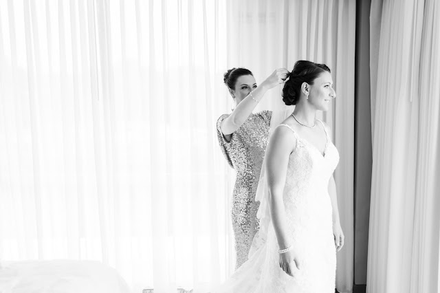 Key Bridge Marriott Wedding photographed by Heather Ryan Photography