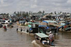 cruises on mekong river