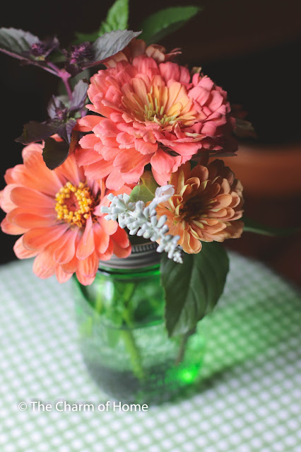 Cottage Garden: Mini Bouquet