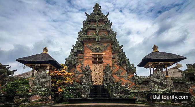 to see the best attractions inward Ubud Bali inward a one-half twenty-four hr menstruum trip BaliTourismMap: Ubud Half Day Tour - Itinerary to See Best Places inward Ubud