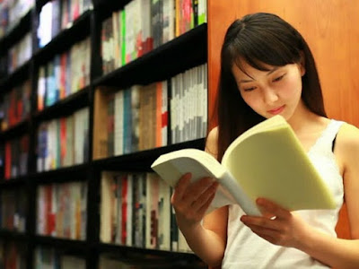 Học qua sách báo phim truyện