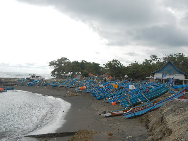 Pantai Pamayang Sari