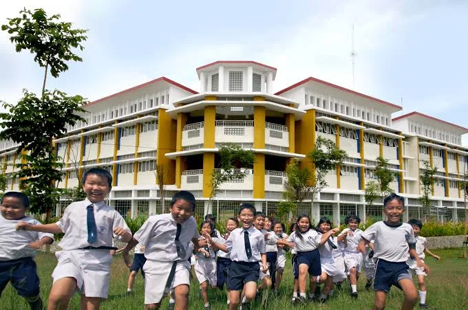 Larang Siswi Muslim Berjilbab, SMP Citra Kasih Ambon Viral, Pemkot: Tenang, Jangan Terpancing