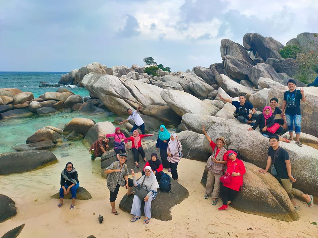 paket tour belitung murah hemat