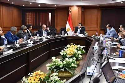 وزير الرياضة يبحث تطوير  آليات عمل صندوق دعم الرياضة المصرية