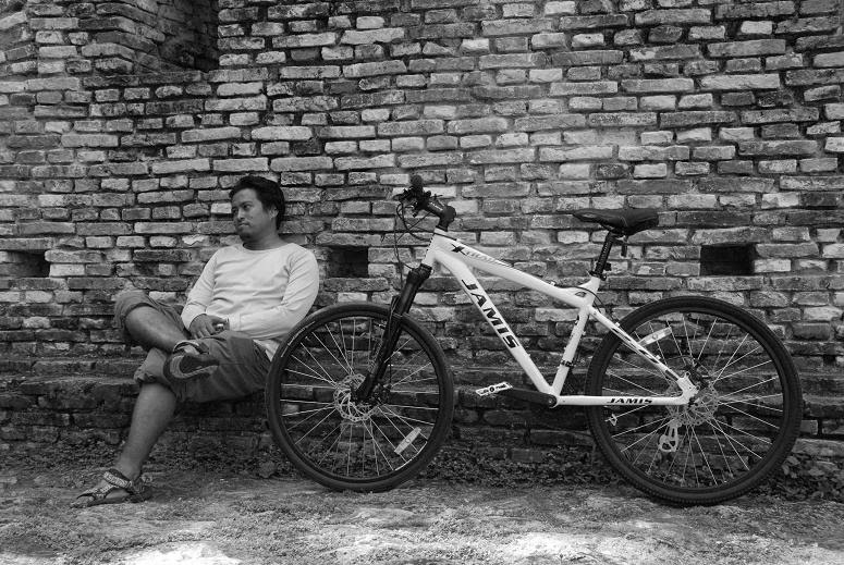 Lakaran Basikal Lama Black And White