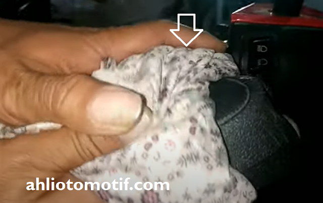 Cara memperbaiki spion sepeda motor yang copot/lepas dengan benar