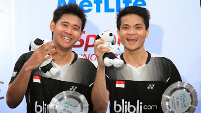 Angga/Ricky Juara OUE Singapura Open 2015