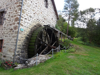 Moulin des Desniers - vue extérieure