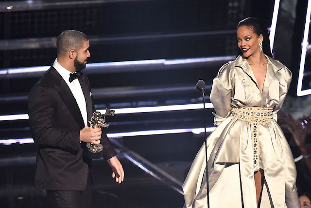 Rihanna e Drake VMA 2016