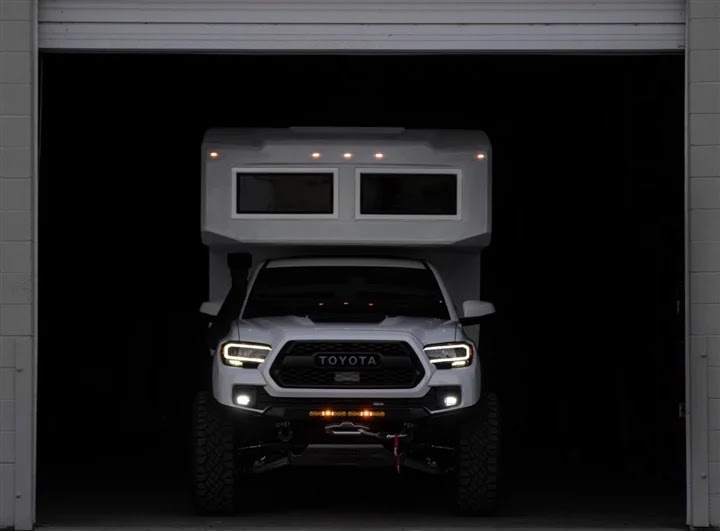 Toyota unites a giant camping version ... the Tacoma mobile truck ... know the price