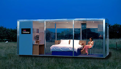 The world's 'first mobile hotel room'