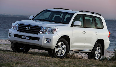 2013 Toyota Land Cruiser Owners Manual