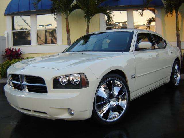 Smart Dodge Charger SERear Wheel DriveFront Left View Picture