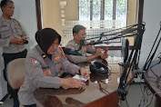 Satbinmas Polres Tasik Kota, Sosialisasi Rekrutmen Polri Melalui Talk Show di Radio Purnama FM