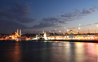 Eminönü'nde Gezilip Görülmesi Gereken Yerler ile ilgili aramalar istanbul eminönü sirkeci gezilecek yerler  eminönünde alışveriş yapılacak yerler  eminönünde ne yenir  istanbul gezilecek yerler  eminönü tarihi yerler  eminönünde gezilecek müzeler  fatihte gezilecek yerler  eminönünde gidilecek kafeler