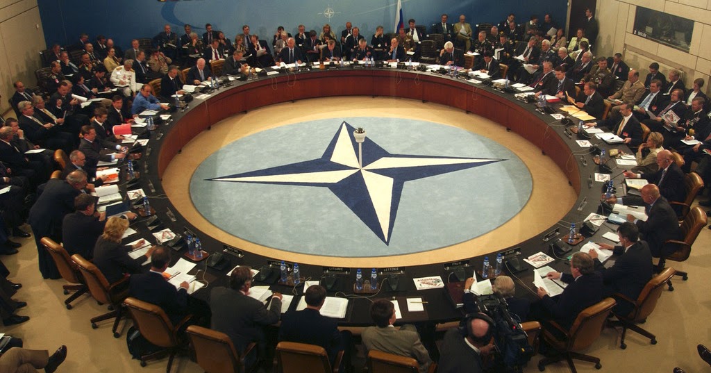 Escrevendo a História: Criação da OTAN