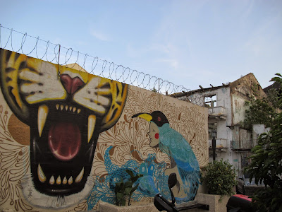 Roaring graffiti