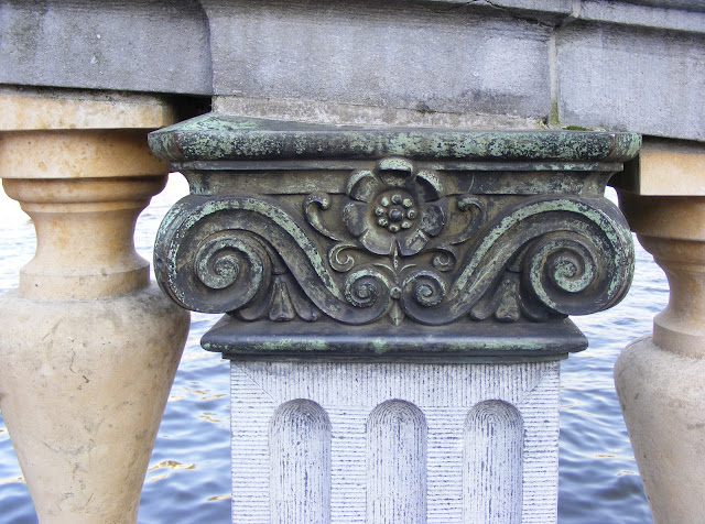 Bridge Ornament3