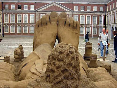 amazing sand sculptures